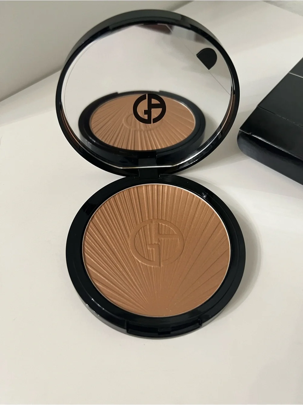 Giorgio Armani Black Luminous Silk Sunlit Creamy Bronzing Powder
